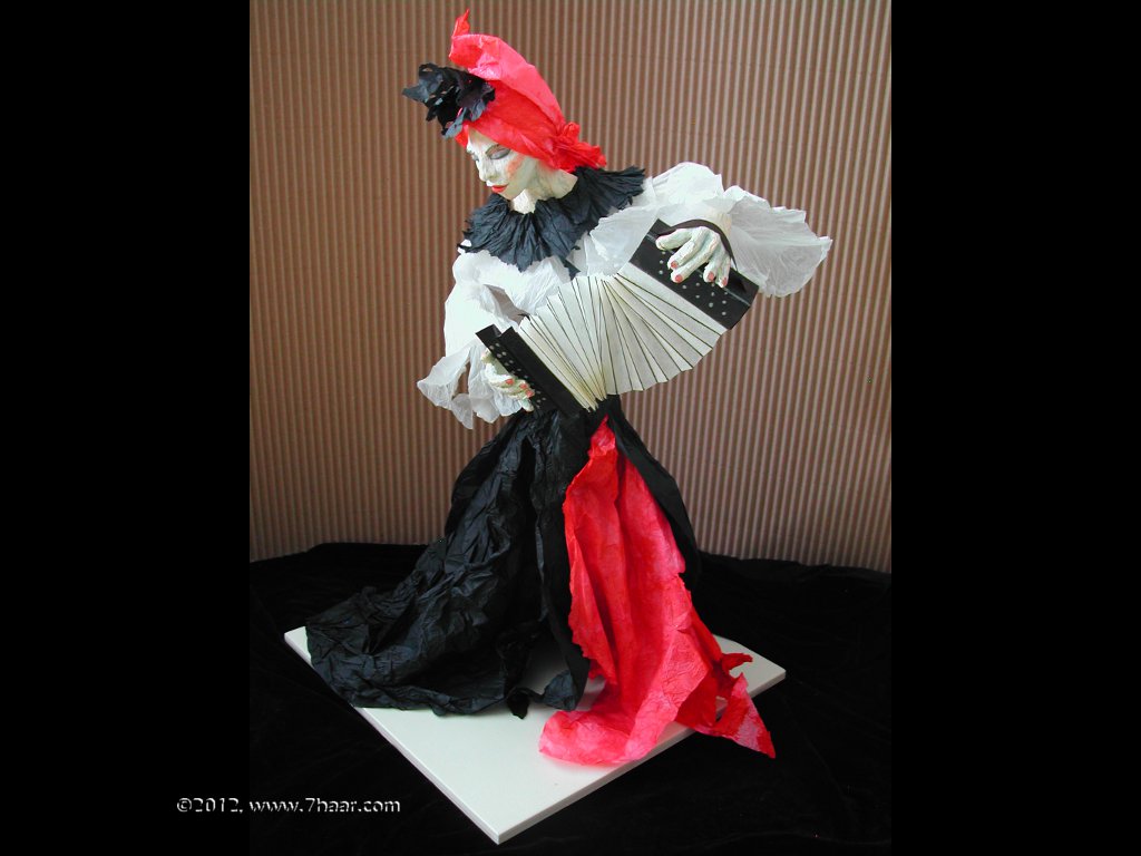 Figur, 56 cm<br>Papier, Draht